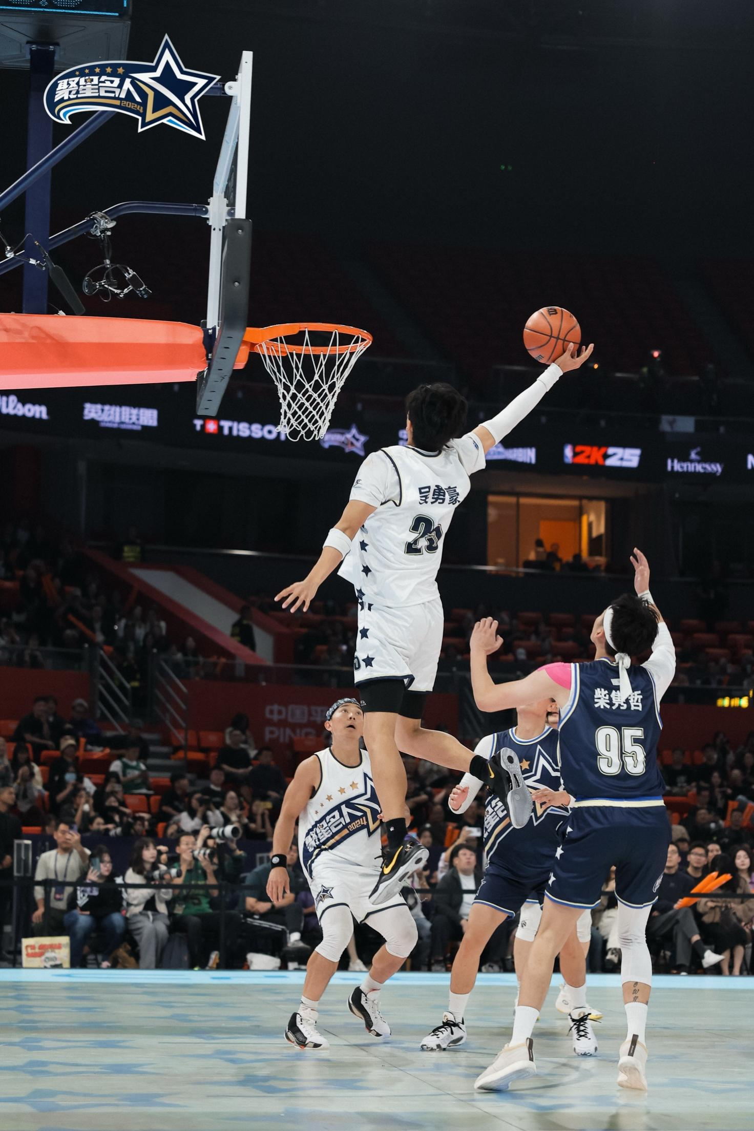 包含NBA殿堂球星青年篮球训练营落幕，带给孩子们快乐的词条