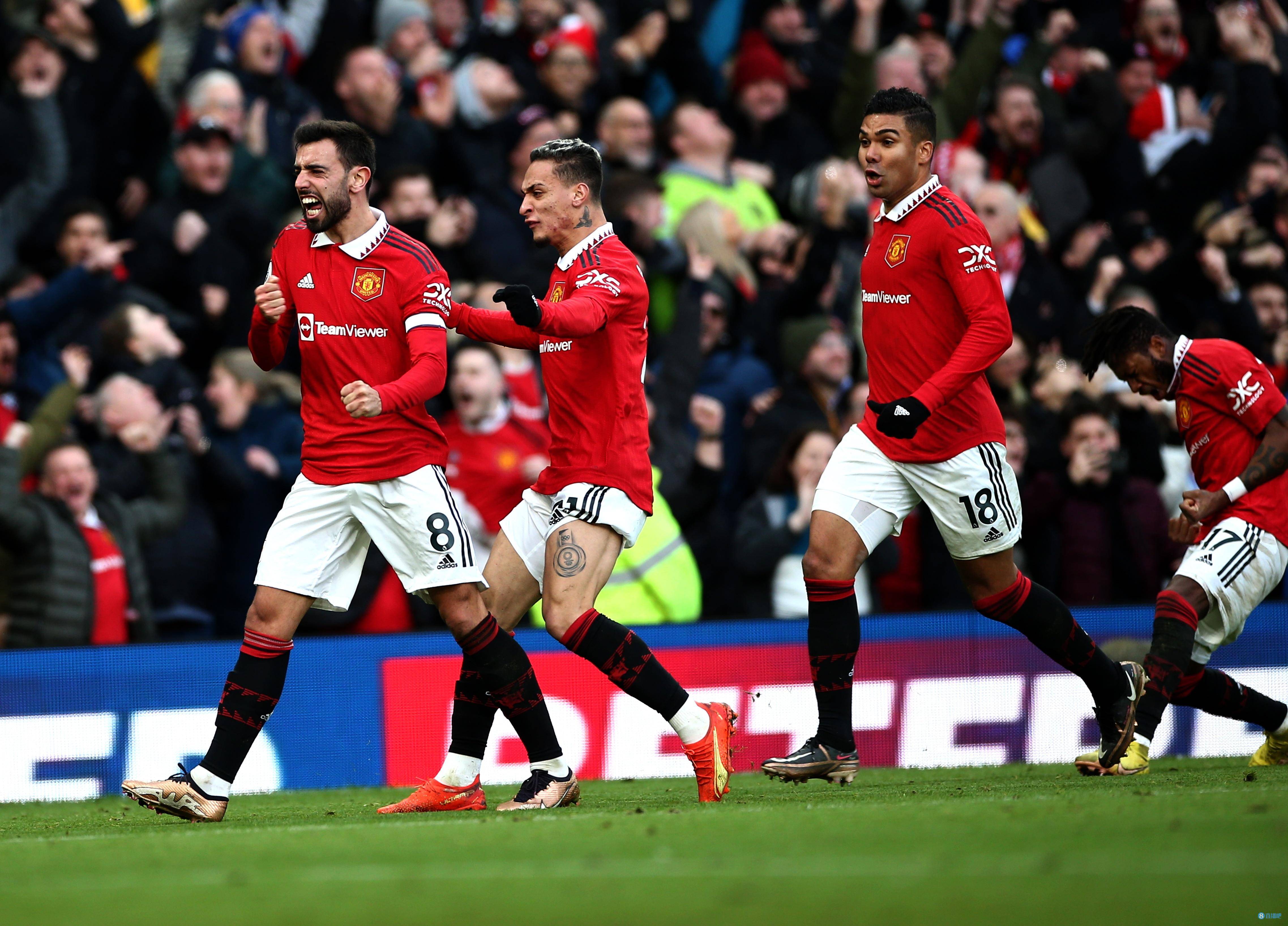 包含曼联逆转胜利，终结不胜纪录的词条