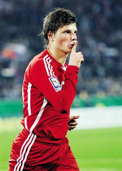 关于波兰队一路高歌!镇定出征,打开晋级大门的信息 关于波兰队一路高歌!镇定出征,打开晋级大门的信息