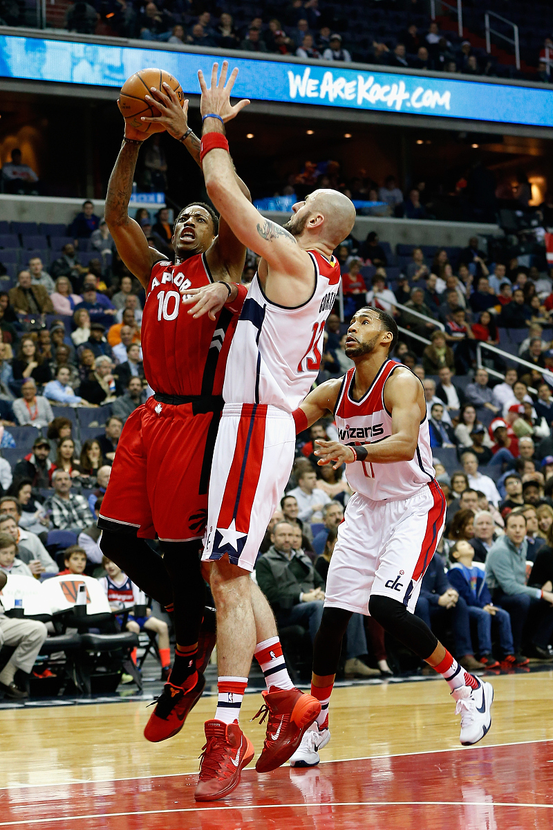 爱游戏网页版入口-包含猛龙客场击败独行侠，赢得三连胜的词条