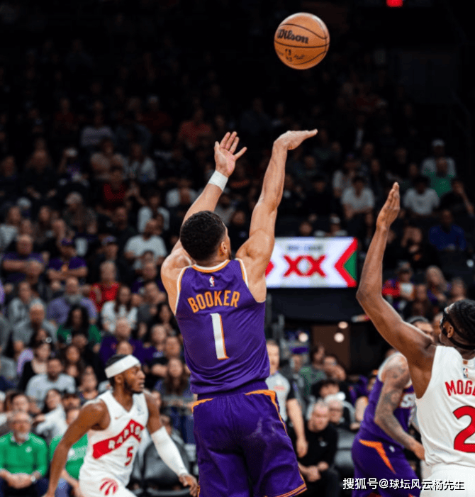 爱游戏体育官网-猛龙队外线高效，苦战晋级季后赛