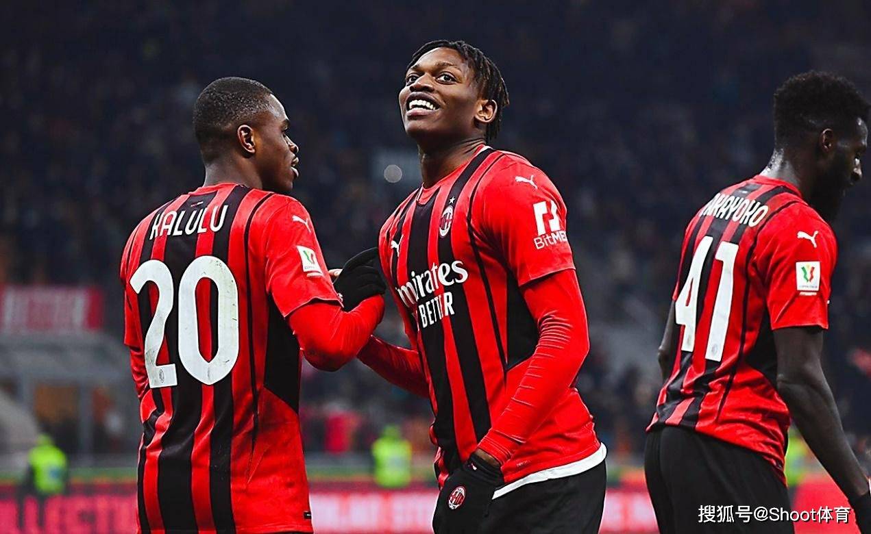 包含斯佩齐亚主场取胜，士气大振的词条