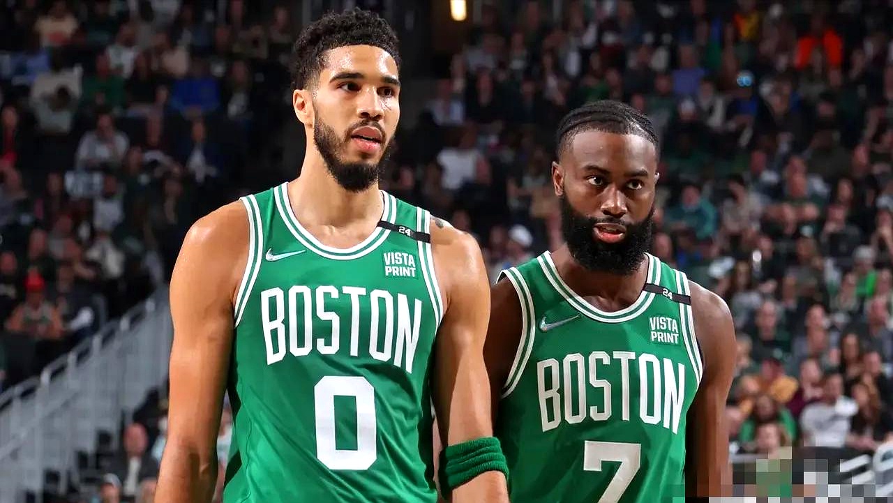 爱游戏官网-凯尔特人迎来横扫76人晋级