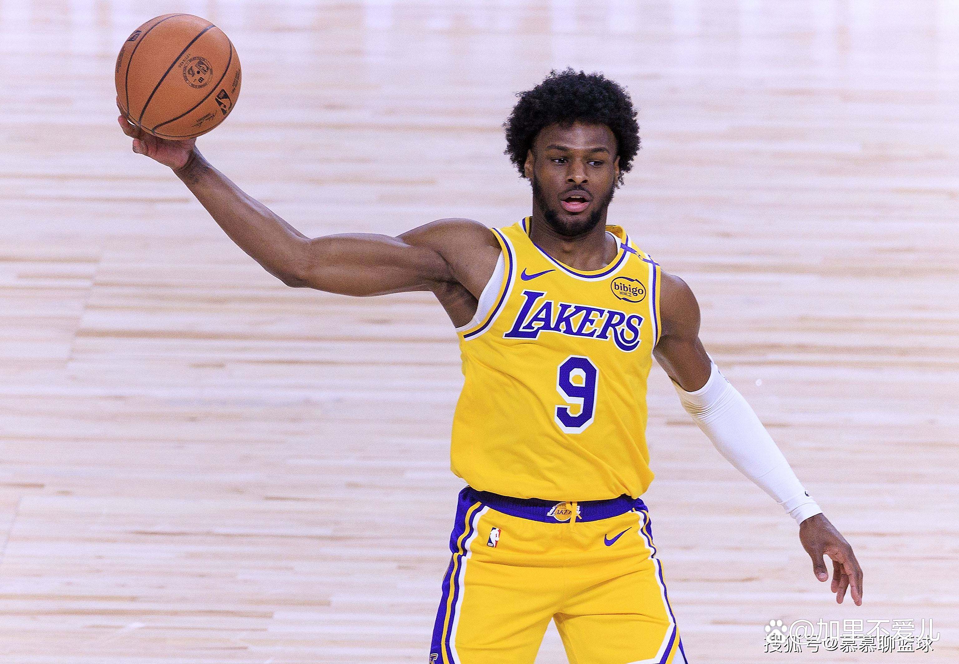 爱游戏登录入口-湖人逆转雷霆豪取七连胜