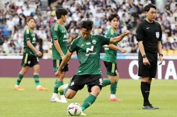 主教练临危授命,成功调整战术取得胜利的简单介绍 主教练临危授命,成功调整战术取得胜利的简单介绍